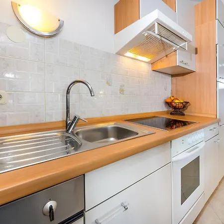 Apartamento Mediterraneo *