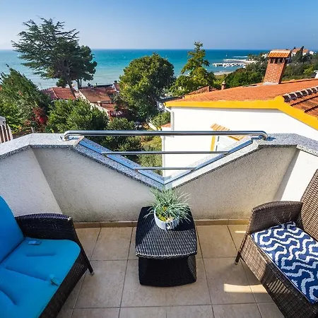 Apartamento Mediterraneo *